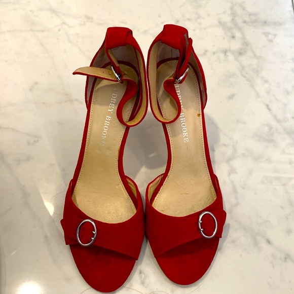 Audrey Brooke heels - Picture 3 of 8